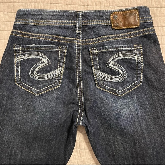 Silver Natsuki Women's Dark Wash Bootcut Denim Blue Jeans W26 L32.5 - Picture 8 of 11